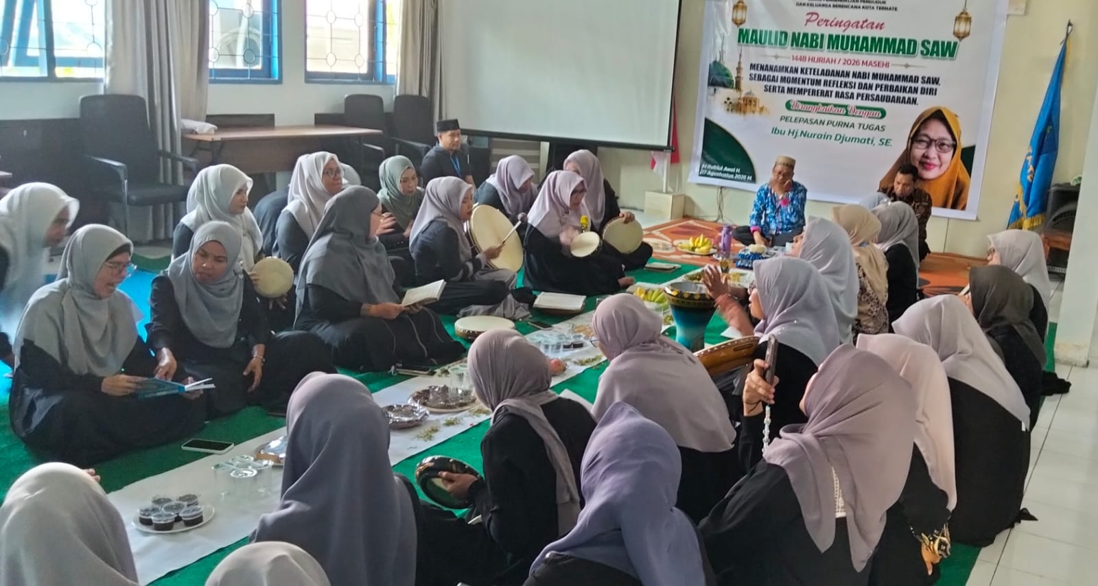 Maulid Nabi Dirangkai Pelepasan Purnabakti, Kepala DPPKB Ternate Tekankan Nilai Pengabdian